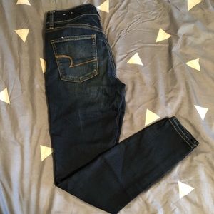 American eagle classic navy skinny jeans